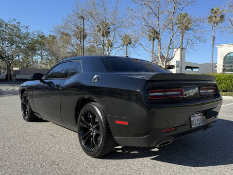2018 Dodge Challenger SXT