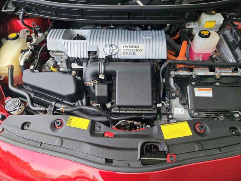 2013 Toyota Prius Three