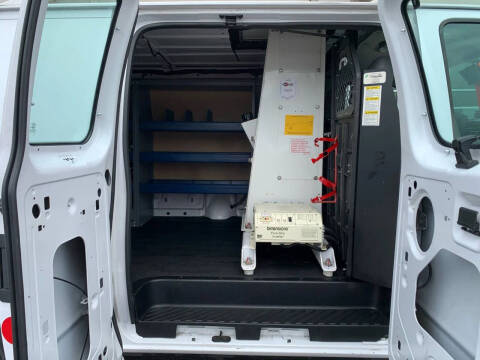 2013 Ford E-Series E-350 SD