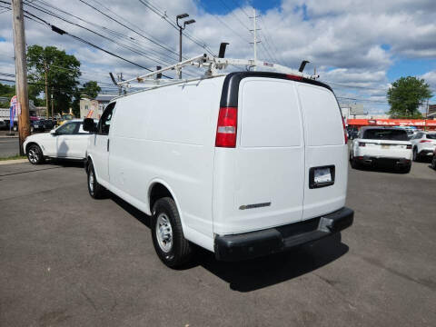 2019 Chevrolet Express 2500