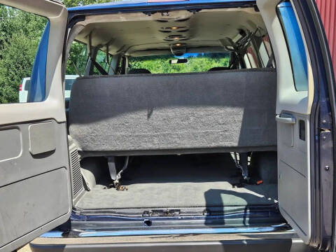 2003 Ford E-Series E-350 SD XLT