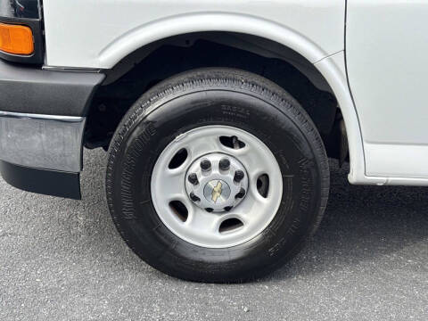 2024 Chevrolet Express 2500
