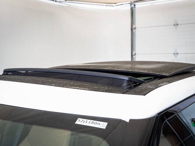 2025 Land Rover Range Rover Sport P460e Dynamic SE