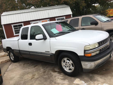 2000 Chevrolet Silverado 1500 for sale at R and L Sales of Corsicana in Corsicana TX