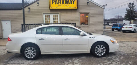 2010 Buick Lucerne for sale at Parkway Motors in Springfield IL