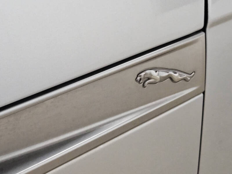 2022 Jaguar F-TYPE P450
