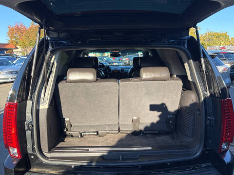 2010 Cadillac Escalade Premium