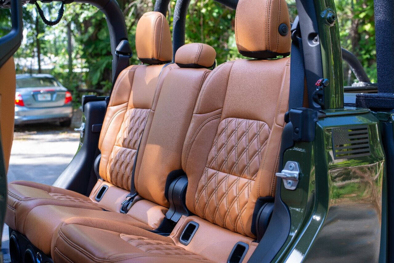 2021 JEEP Gladiator Pickup - $55,999