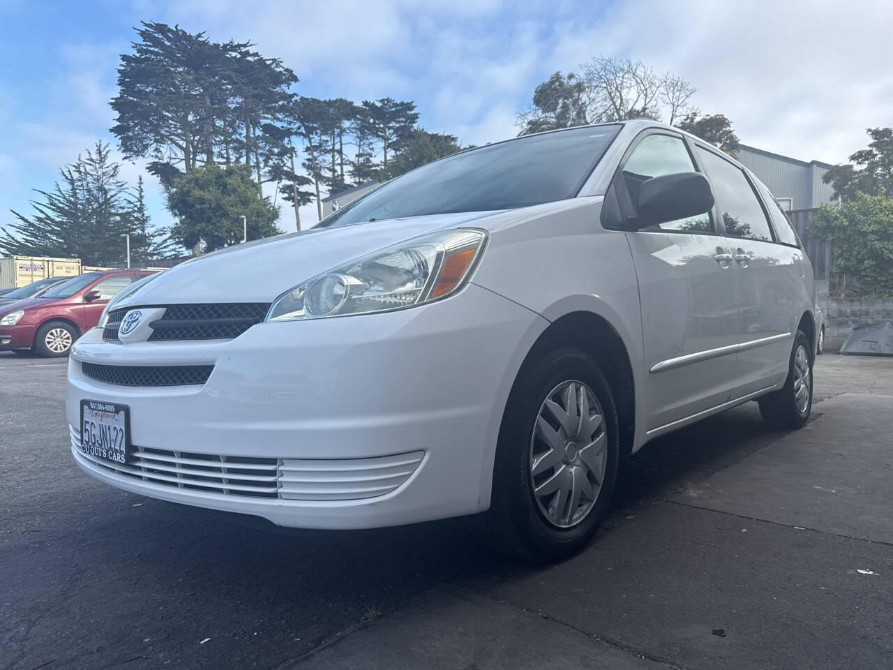 Off white 2004 Toyota Sienna CE 7 Passenger CE 7-Passenger 4dr Mini-Van 1