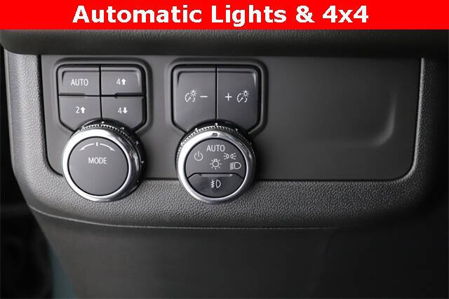 2025 GMC Yukon XL AT4