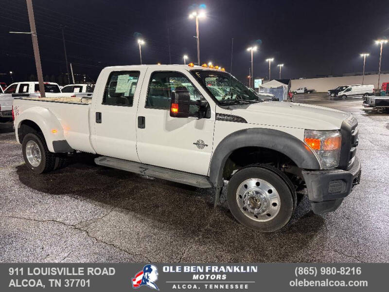 2015 Ford F-450 Super Duty XL's photo