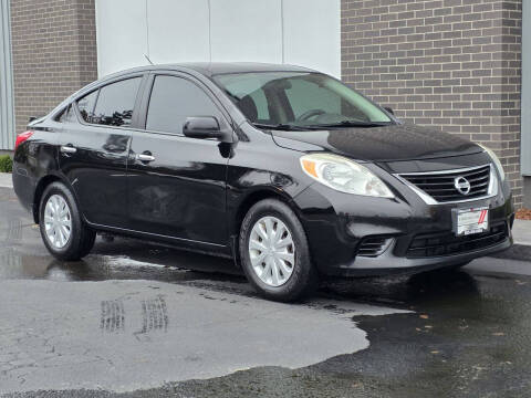 2013 Nissan Versa 1.6 SV