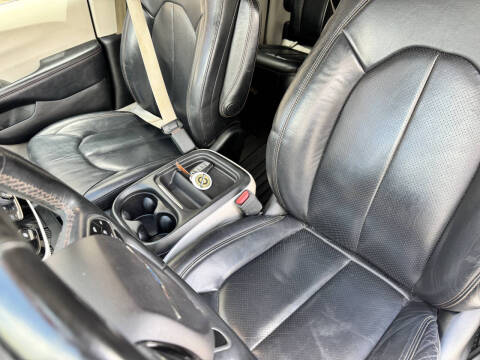 2018 Chrysler Pacifica Touring L