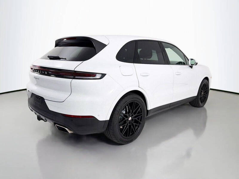 2024 Porsche Cayenne