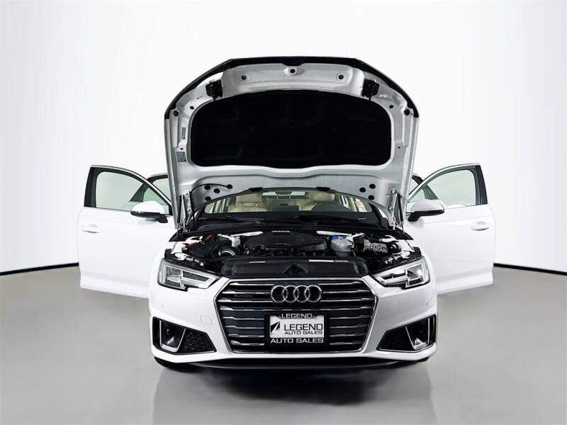 2019 Audi A4 quattro Premium Plus 45 TFSI