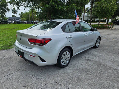 2022 Kia Rio S