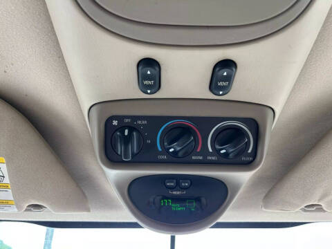 2005 Ford Excursion Limited