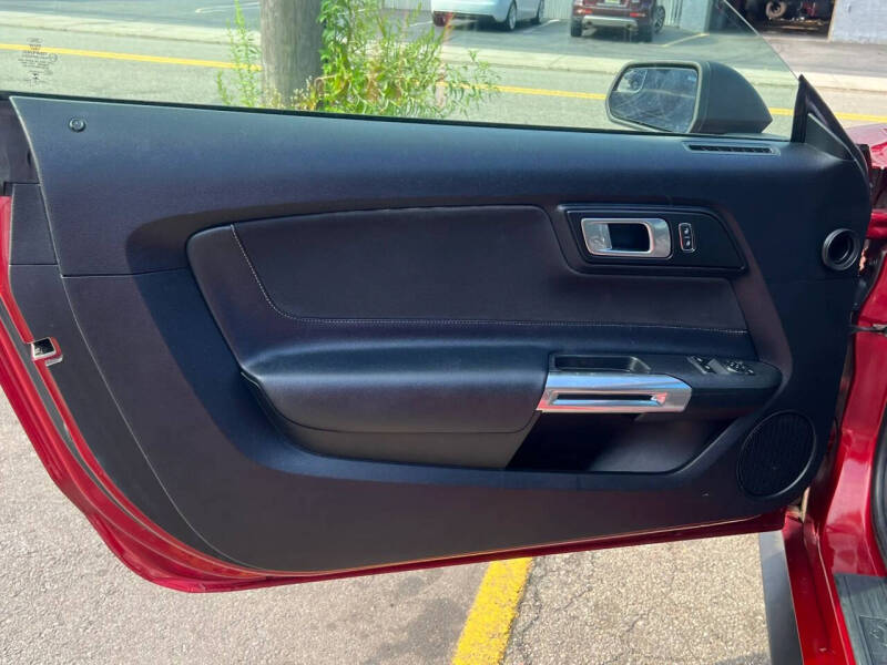 2018 Ford Mustang
