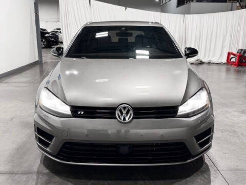 2017 Volkswagen Golf R 4Motion