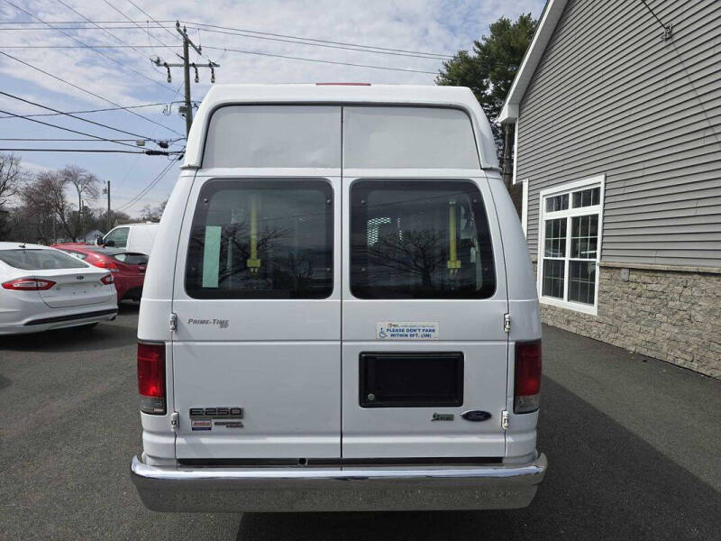 2012 Ford E-Series E-250