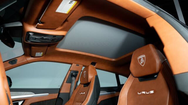 2024 Lamborghini Urus S