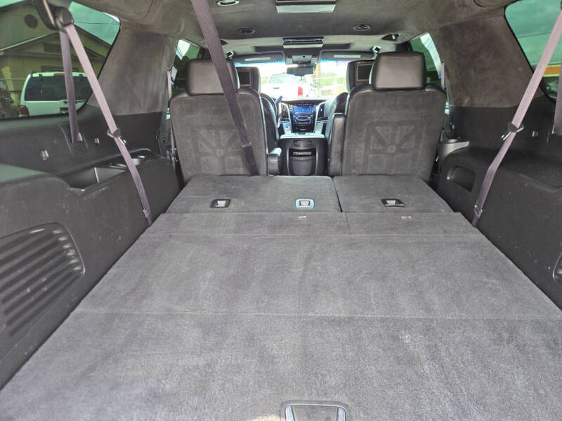 2016 Cadillac Escalade ESV Platinum