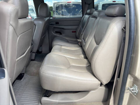 2004 GMC Sierra 2500HD SLT