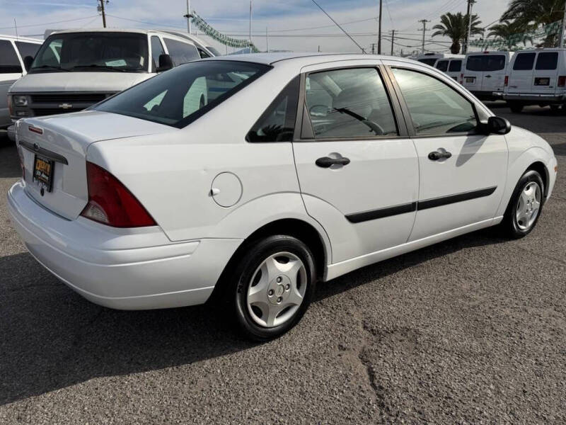 2003 Ford Focus LX