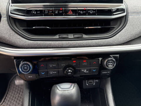 2023 Jeep Compass Latitude