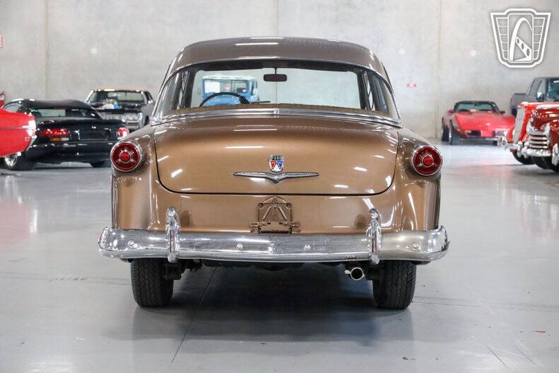 1954 Ford Crestline