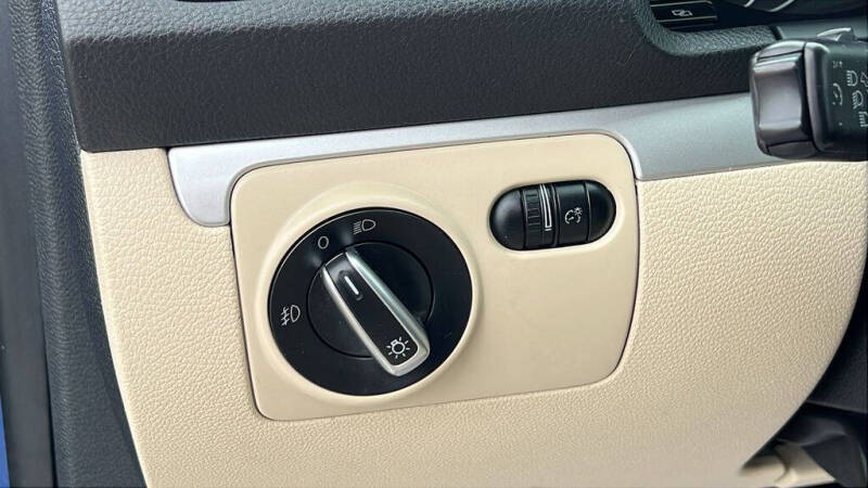 2012 Volkswagen Eos Komfort SULEV