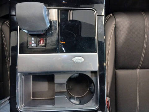 2022 Land Rover Range Rover Velar P250 R-Dynamic S