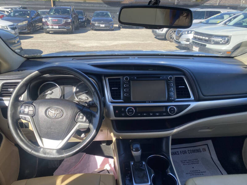 2015 Toyota Highlander XLE