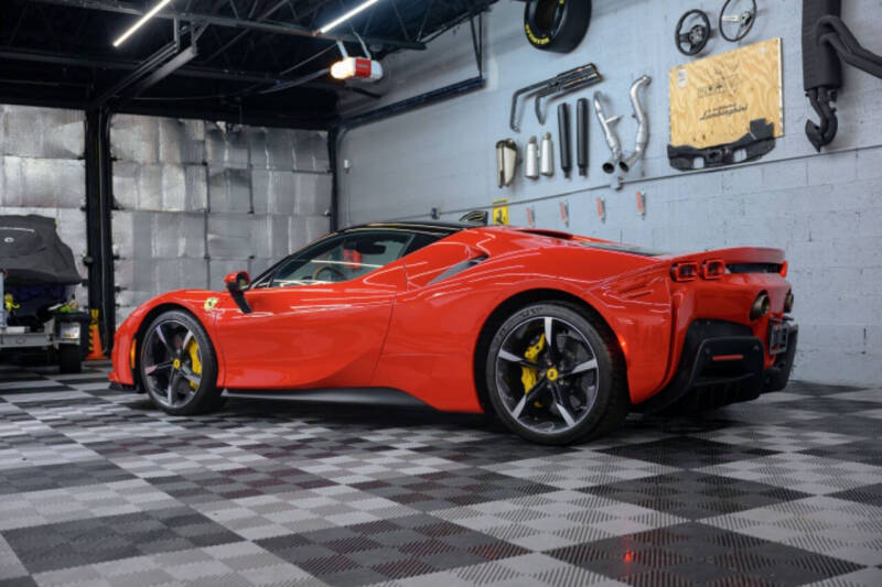 2023 Ferrari SF90 Stradale photo 4