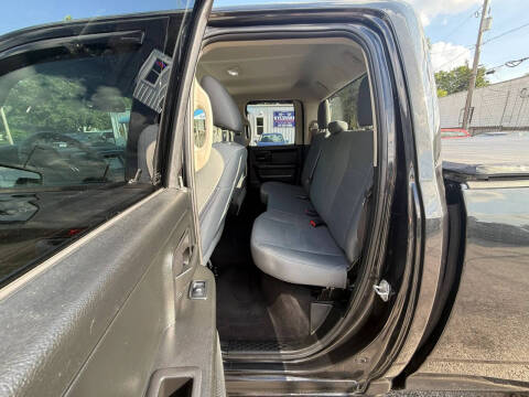 2017 RAM 1500 Express
