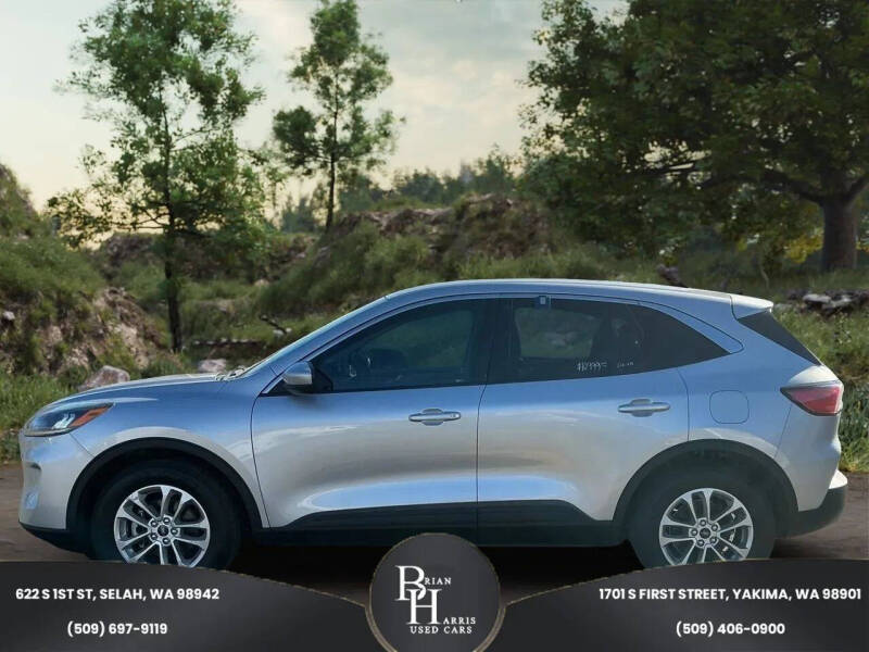 2020 Ford Escape SE