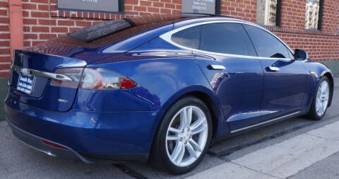 2016 Tesla Model S 90D