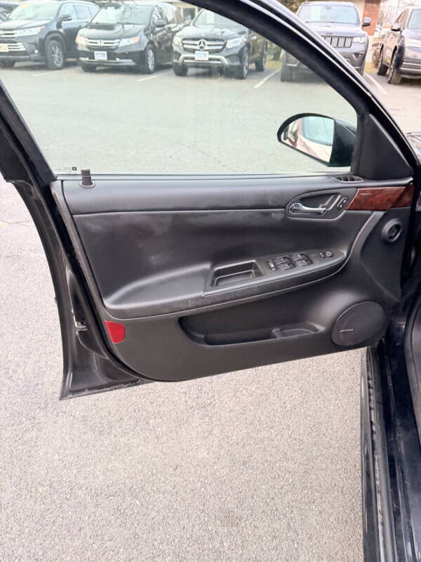 2011 Chevrolet Impala LT