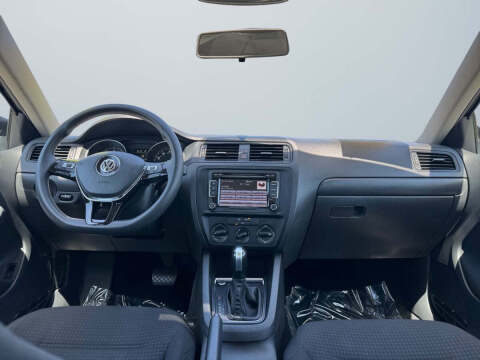 2015 Volkswagen Jetta
