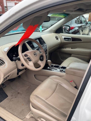 2013 Nissan Pathfinder Platinum