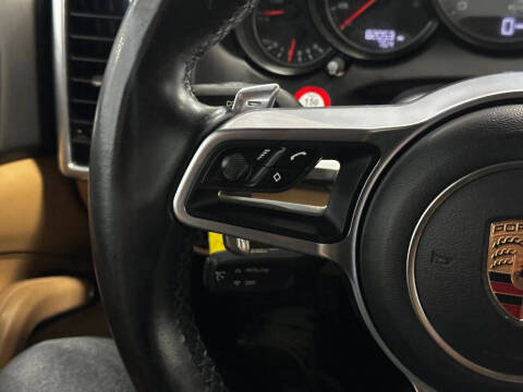 2017 Porsche Cayenne S