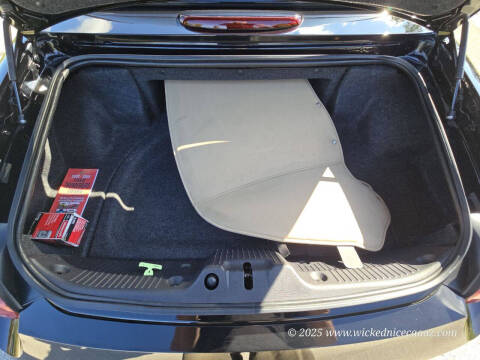 2005 Ford Thunderbird Deluxe