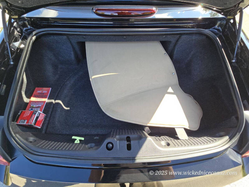 2005 Ford Thunderbird Deluxe