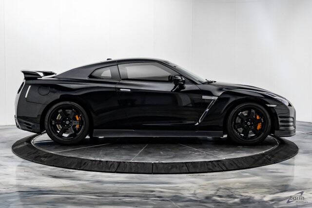 2013 Nissan GT-R Premium