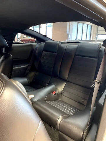 2006 Ford Mustang GT Deluxe