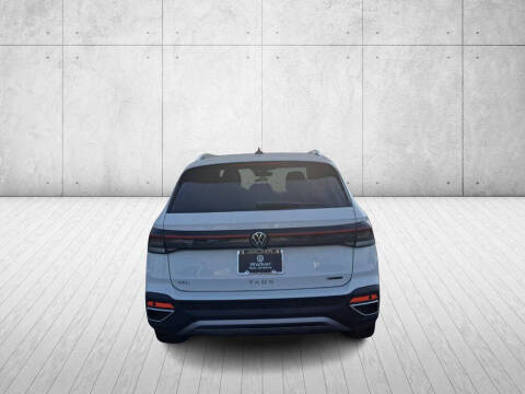 2025 Volkswagen Taos SEL 4Motion