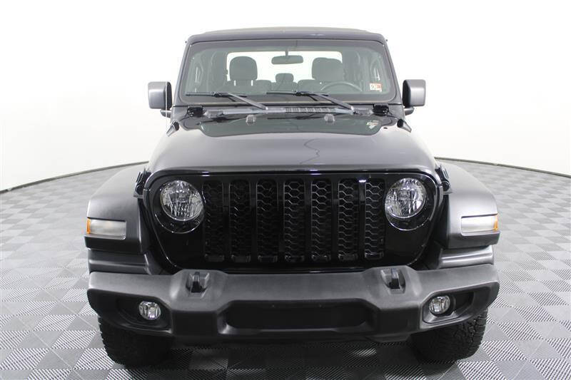 2021 Jeep Gladiator Sport