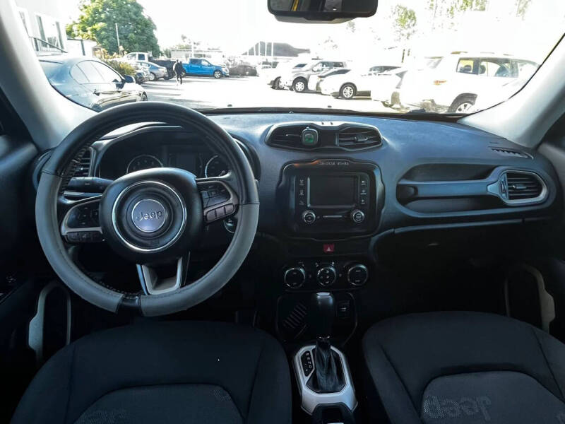 2017 Jeep Renegade Latitude