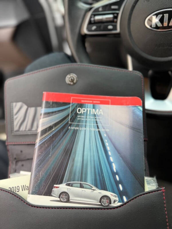 2019 Kia Optima LX