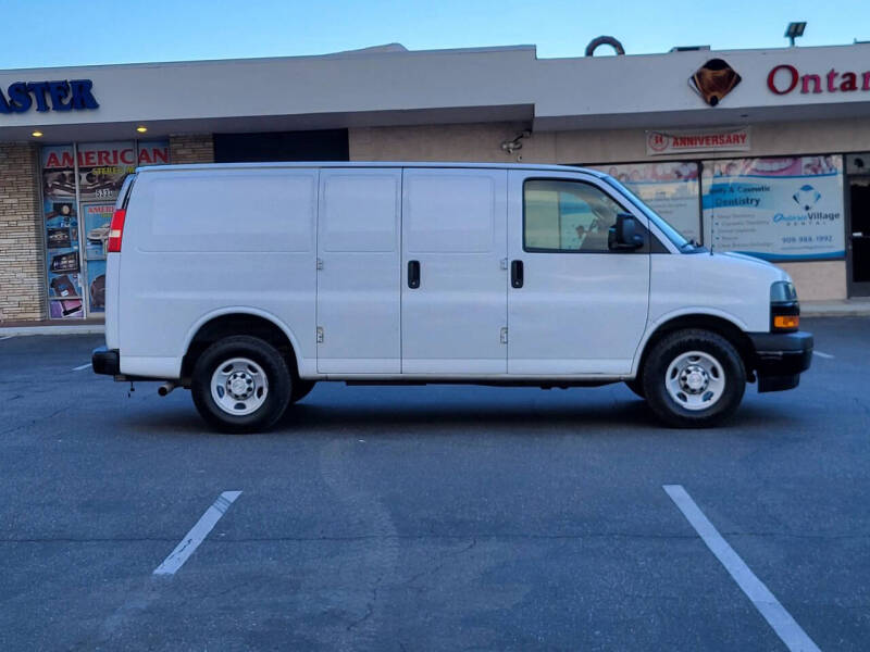 2018 Chevrolet Express 2500